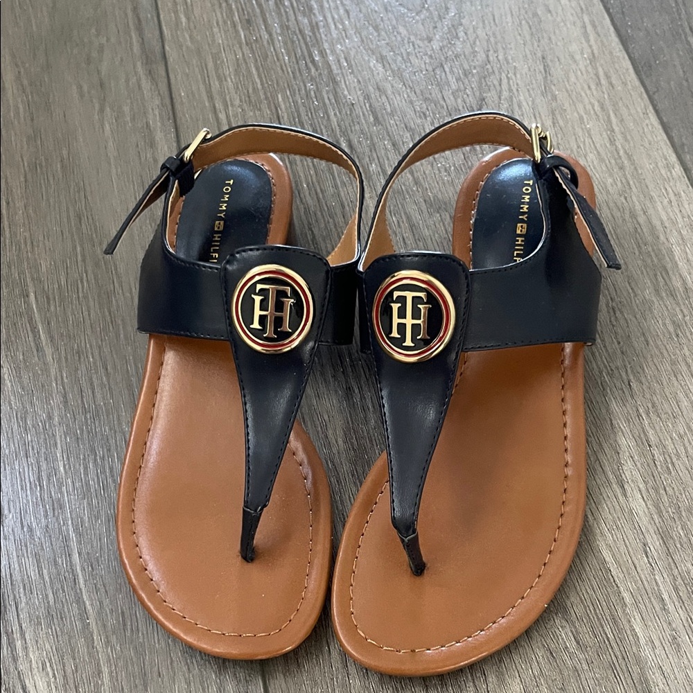 Tommy Hilfiger Women's Black and Brown Sandals
